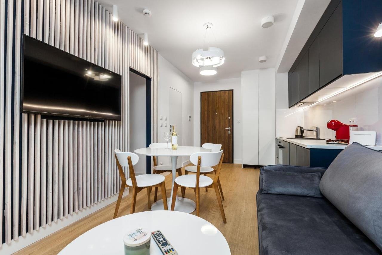 Uroczy Apartament W Centrum Starego Miasta Gdansk Exterior photo